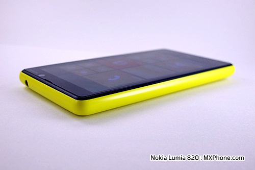 Nokia Lumia 820