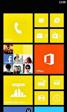 Nokia Lumia 820