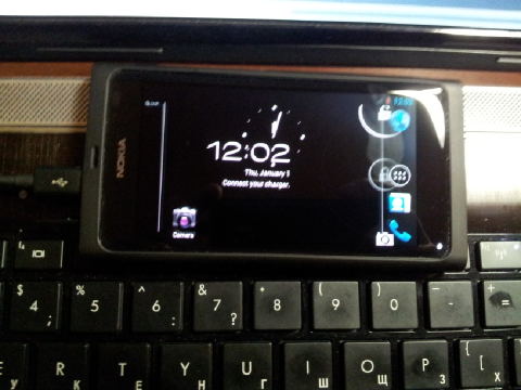 MeeGo ไม่มีอนาคต? งั้นจับ N9 ยัดไส้ Android 4.0 ICS แทนเลย