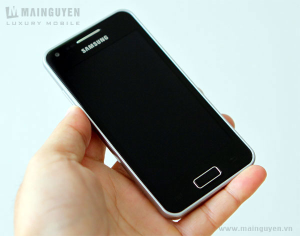 หลุดมากันใหญ่ Samsung Galaxy S Advance คราวนี้มาแบบ Hand-On