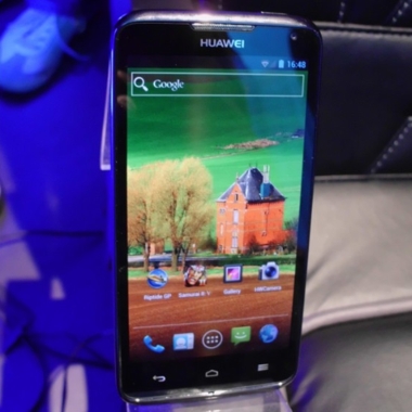 Huawei Ascend D Quad เริ่มผลิตมิถุนายนนี้ เจอกันอีกทีกรกฏาคมโน่น