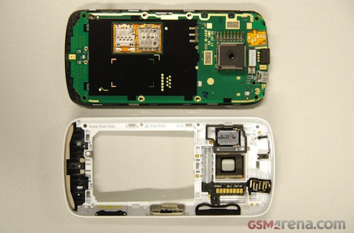 Nokia 808 Pureview ผ่านการเปลือยให้ FCC ตรวจแล้ว