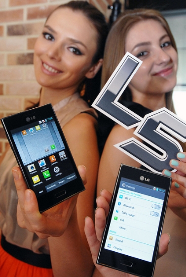 LG เตรียมวางขาย Optimus L5 E610 ในยุโรปเดือนนี้ พร้อมส่งรุ่น 2 ซิมลุยตลาดบางประเทศ
