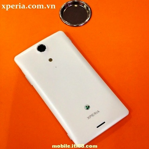 ภาพหลุดของ Sony LT29i รุ่นทำตลาดโลก