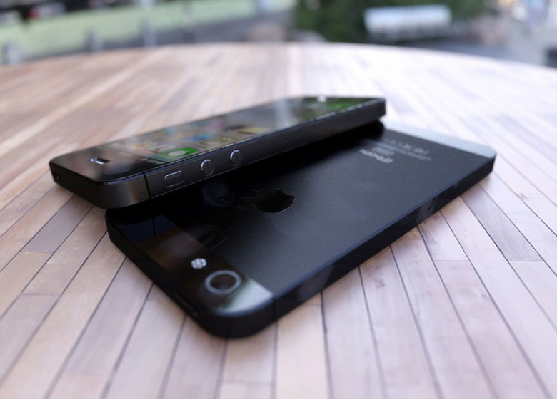 Samsung เล็งฟ้อง Apple ทันทีที่ iPhone 5 รองรับ LTE