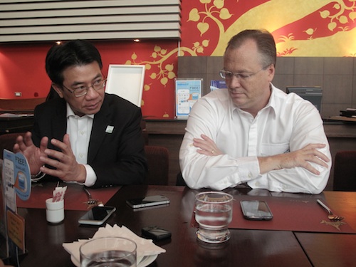 CEO dtac ย้ำชัด เราพร้อมกับการประมูล 3G 2100 MHz และการปรับโครงสร้างผู้ถือหุ้นไม่มีผลต่อการบริหาร