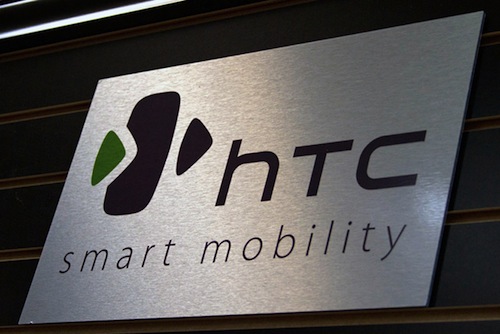 HTC ไม่ฟื้นยอดขายเดือนสิงหาคมยังดิ่งต่อเนื่อง