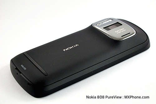 ตกสวรรค์เรียบร้อย!!! Nokia 808 Purview โดนหั่นราคา