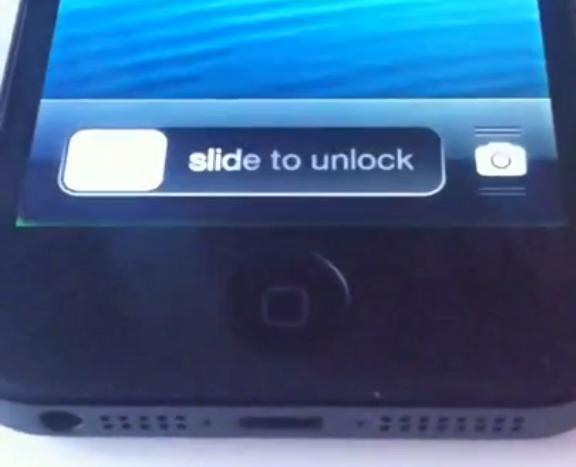 โทรศัพท์อินดี้ ผู้ใช้ iPhone 5 พบอีก จอเขียวที่ขอบจอ (ชั่วคราว)