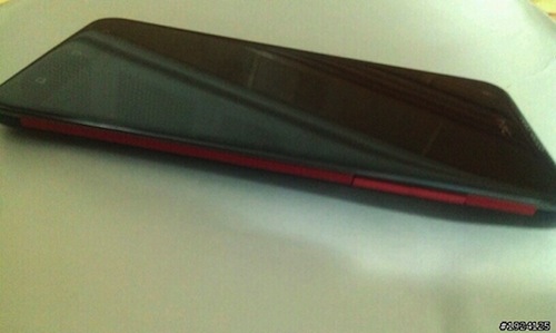 หลุดสเปค HTC DLX Phablet ตัวแรกของค่าย