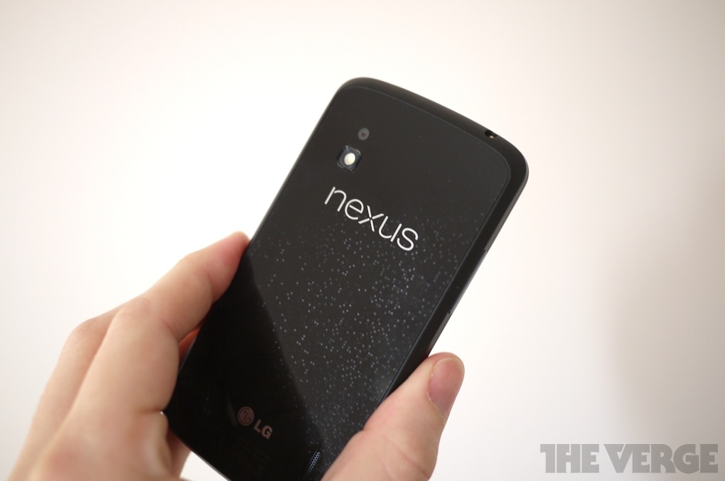 Google Nexus 4 ของขาดเหตุสั่งผลิตน้อย
