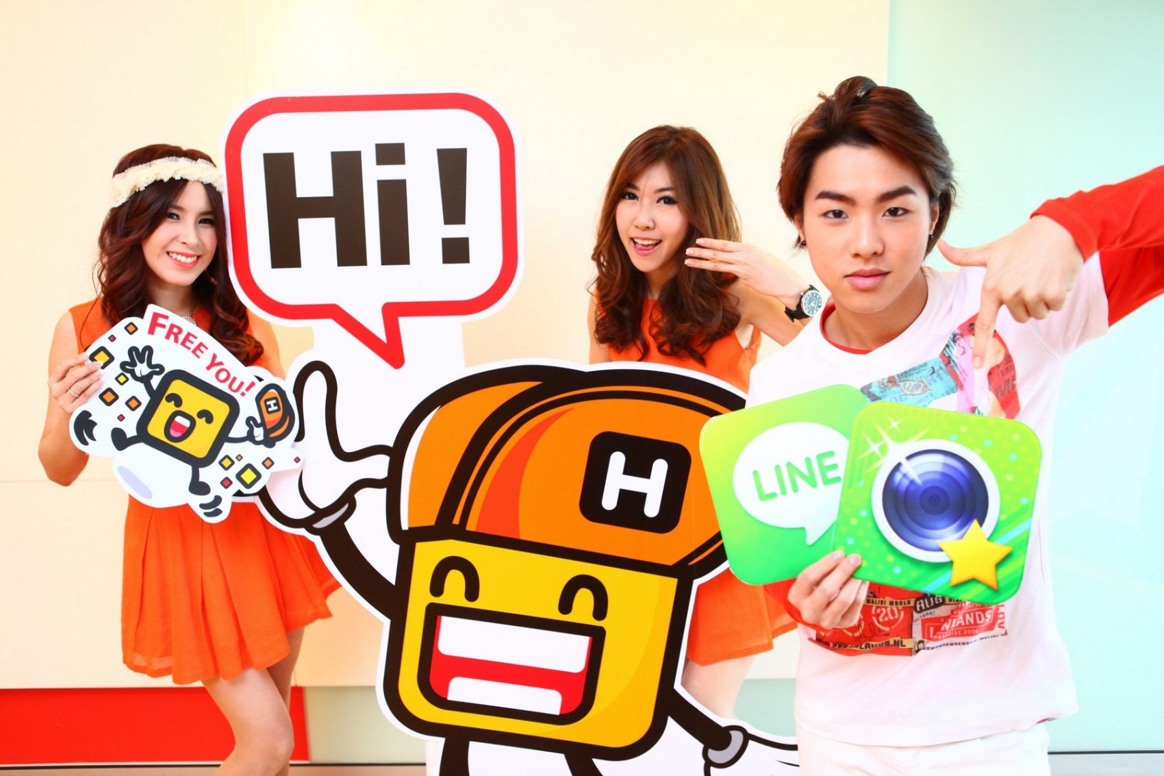 ทรูมูฟ เอช ชวนโหลด “Mr.H Stamp” เป็นรายแรกในไทย แต่งภาพสนุกผ่านแอพ LINE camera