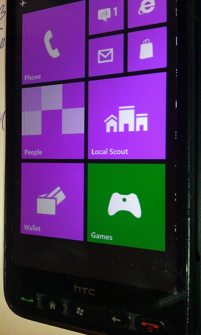 แมวเก้าชีวิต… มีพัฒนาแฮ็ค Windows Phone 8 สำหรับ HTC HD2 ได้แล้ว