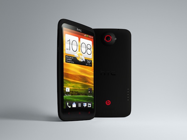 8 สำนักรีวิวจับชะตา HTC One X+ ของดีที่จับต้องได้