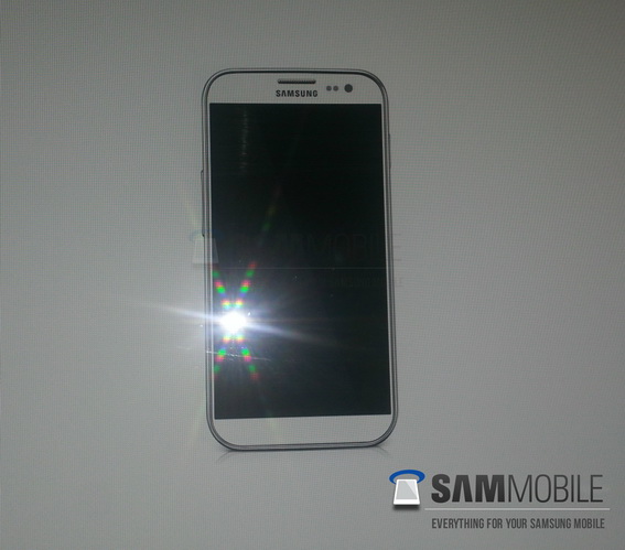 หลุดภาพชัดๆ ของ Galaxy S4 ชนิดมาทันใจ