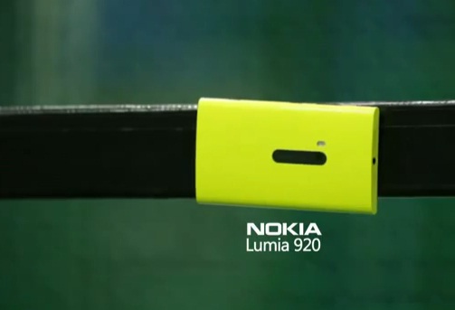 Smartphone แกร่งแข่งอึดกับ Nokia Lumia 920