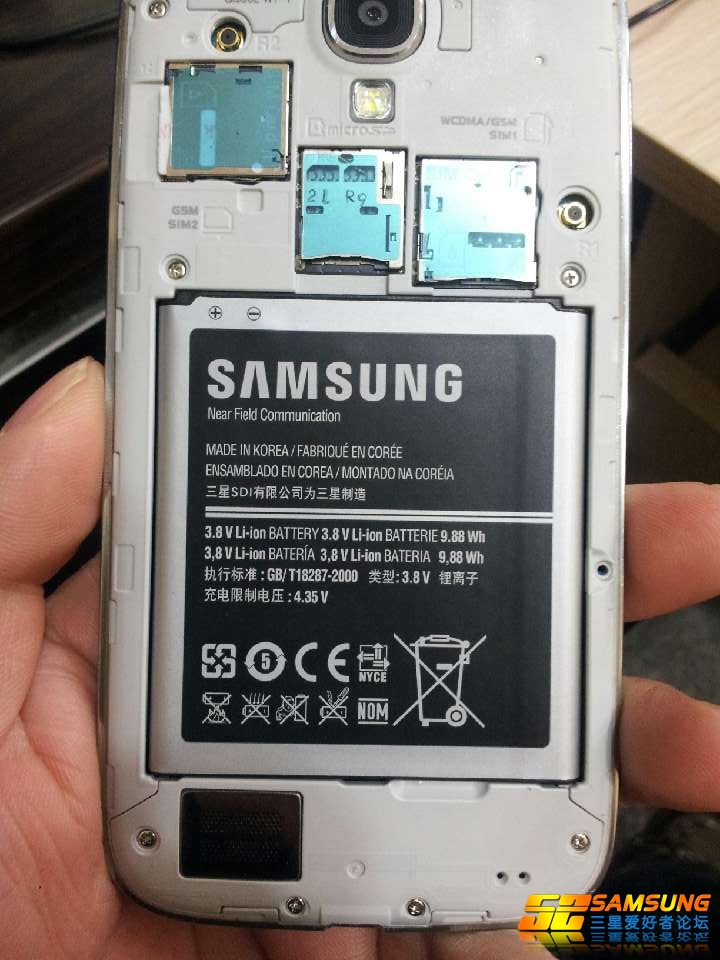 Samsung Galaxy S IV รุ่น 2SIM จากจีนโผล่มาเต็มๆ แบบวีดีโอ