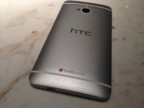 ป๋าดันสุดตัว… Qualcomm แท็คทีม HTC ช่วยโปรโมต The One