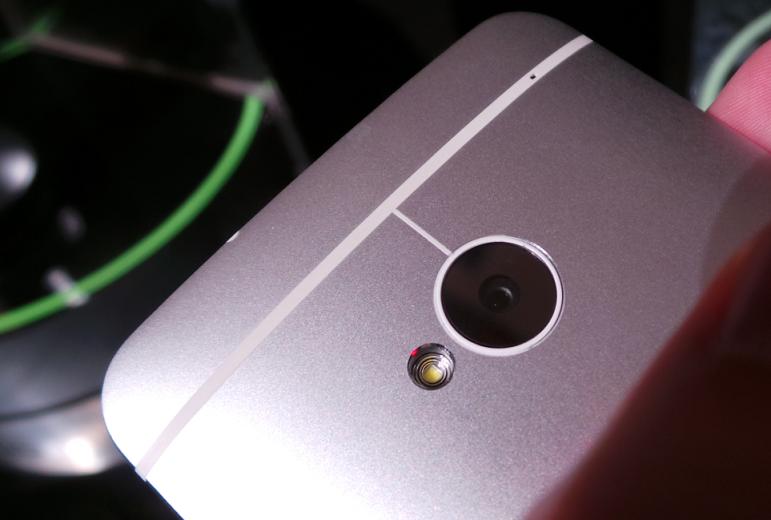 นักวิเคราะห์คาด HTC One มีปัญหาเครื่องขาดเพราะ Ultrapixels ทำพิษ?