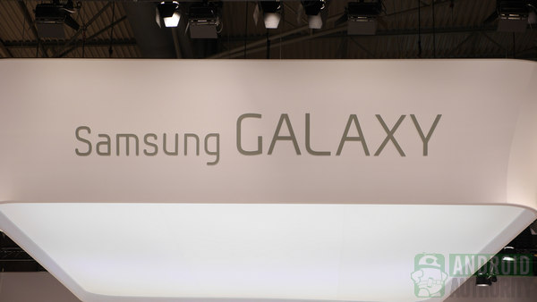แค่นี้ก็ซี้ด… Galaxy S4 Zoom จะมาพร้อมระบบกล้อง Optical Zoom
