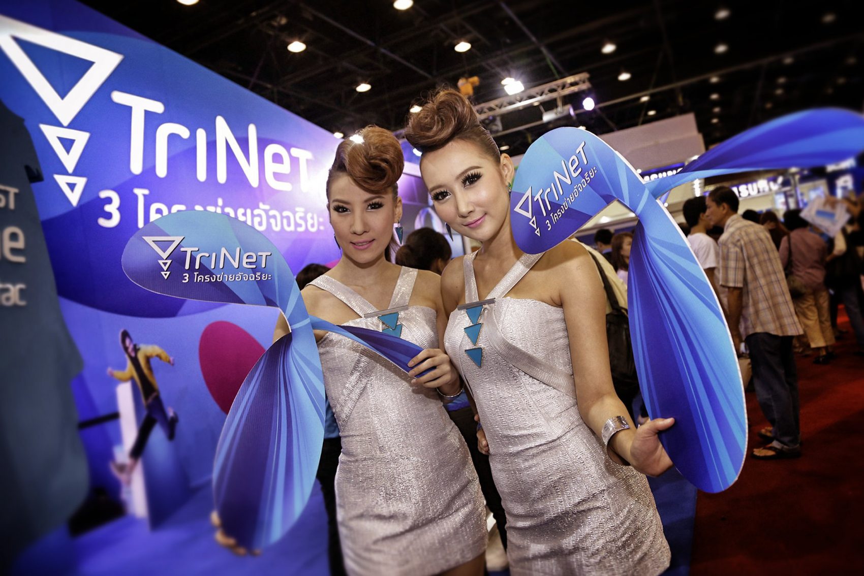 ดีแทคจัดทัพสมาร์ทโฟนใหม่ บุกงานไทยแลนด์ โมบาย เอ็กซโป 2013