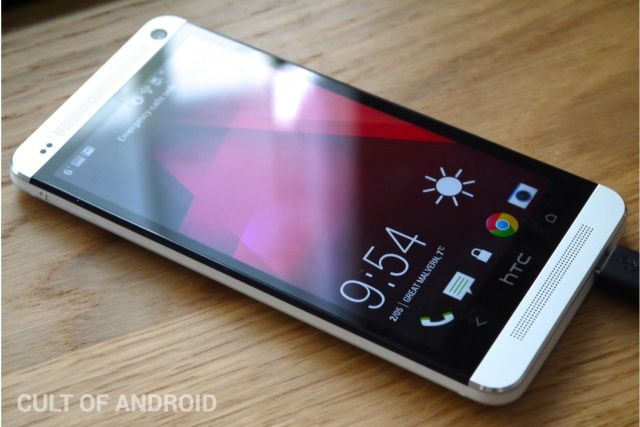 ได้เฮด้วย… HTC ปล่อยอัพเดท Android 4.4.2 ให้กับ HTC One ในฝรั่งเศส