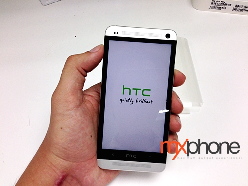 พระเอก… HTC One ตัวเดียวฉุดยอดขายกระเตื้องเน้นๆ 25 เปอร์เซ็นต์