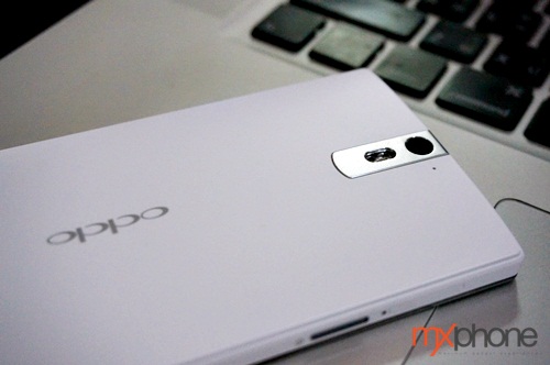ล้วงทีเด็ด OPPO Find 5 ความบันเทิงครบวงจรบนราคาเอื้อมถึง