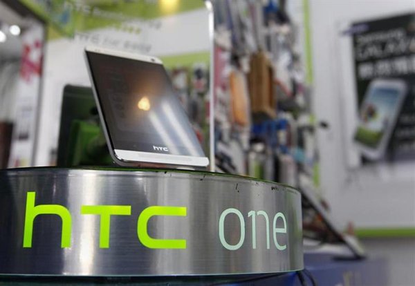 ท่าจะแย่… HTC มองตลาดไตรมาส 3 จ่อรายได้หด ตลาดชะลอตัวคู่แข่งโหด