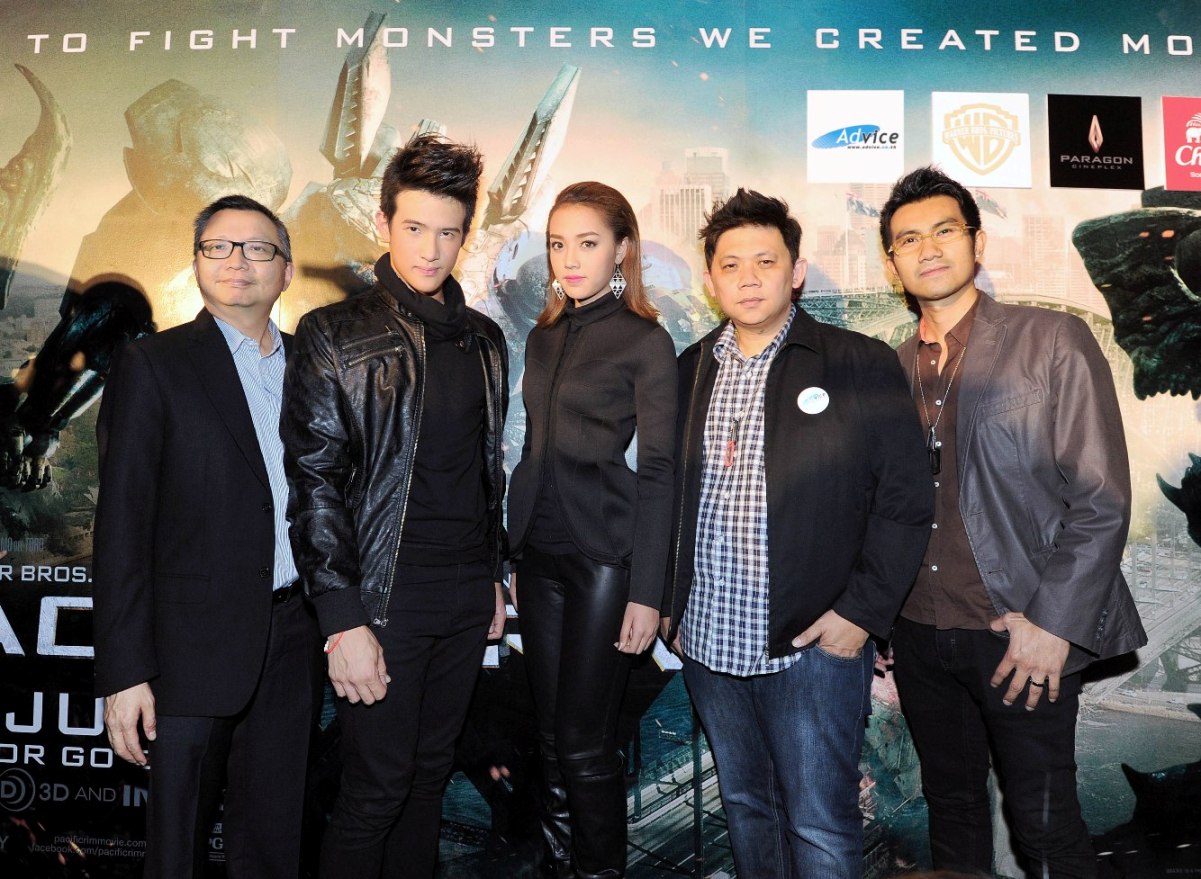 แอดไวซ์ ส่งต่อความบันเทิง ร่วมงานเปิดตัวหนัง Pacific Rim – สงครามอสูรเหล็ก