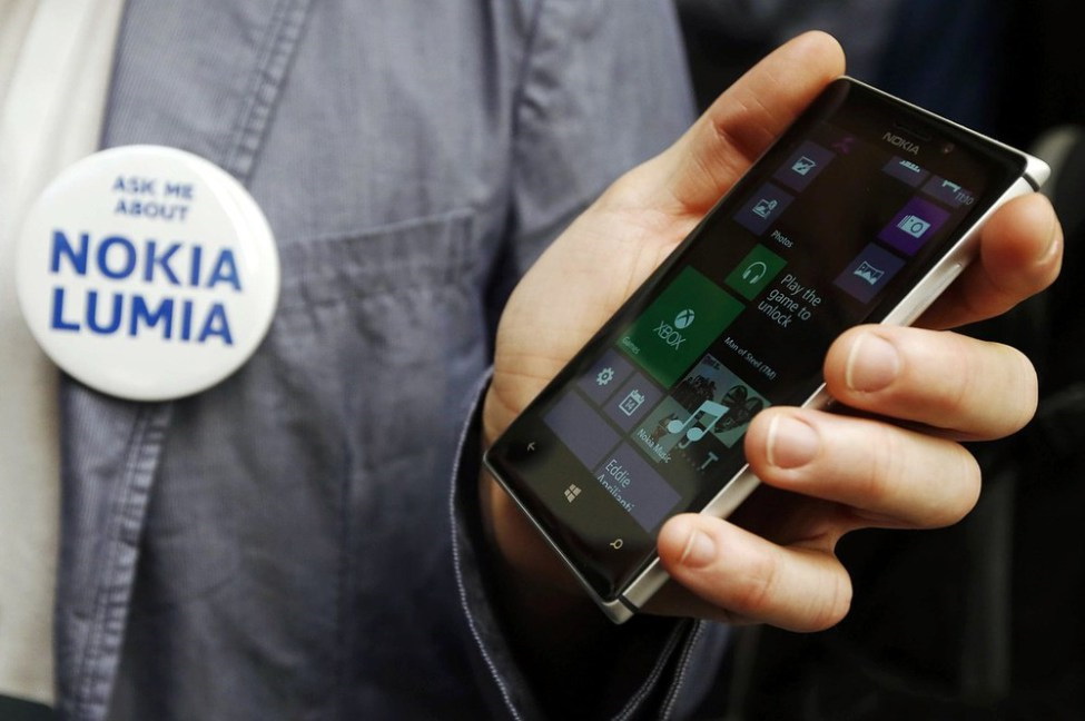 LUMIA Amber เริ่มทยอยอัพเดทแล้ว เพิ่มลูกเล่นใหม่บล็อคเบอร์ / ข้อความ
