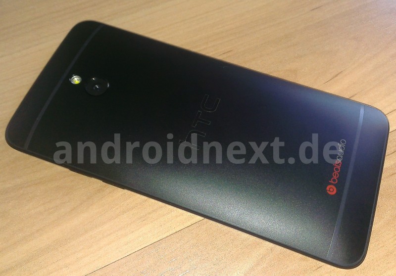 ยืนยันแล้ว… เผยรายละเอียดชัดๆ HTC One mini มาพร้อม dual-core