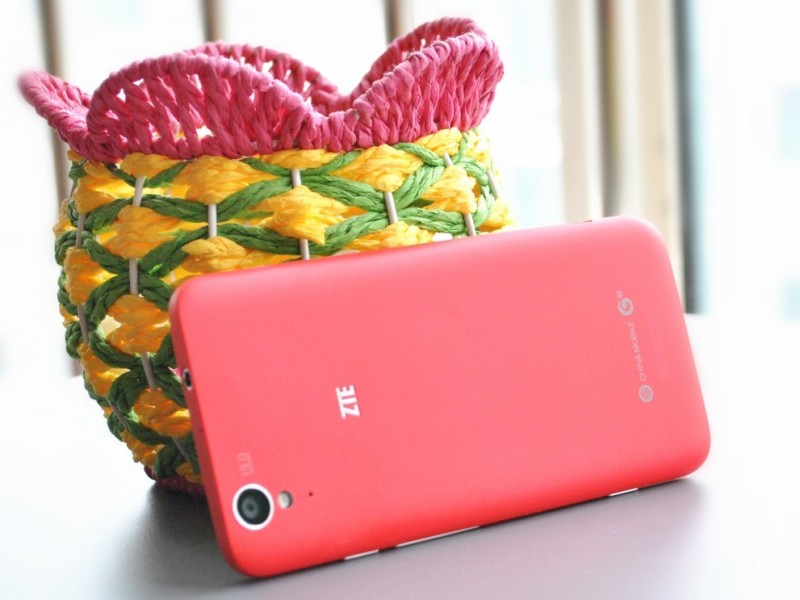 ZTE Geek U988S จัดให้เอาใจคนชอบของแรงด้วย CPU Tegra 4