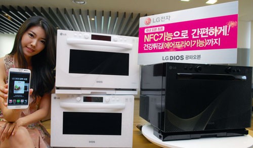สั่งงานด้วย NFC ไปกับเตาไมโครเวฟจาก LG