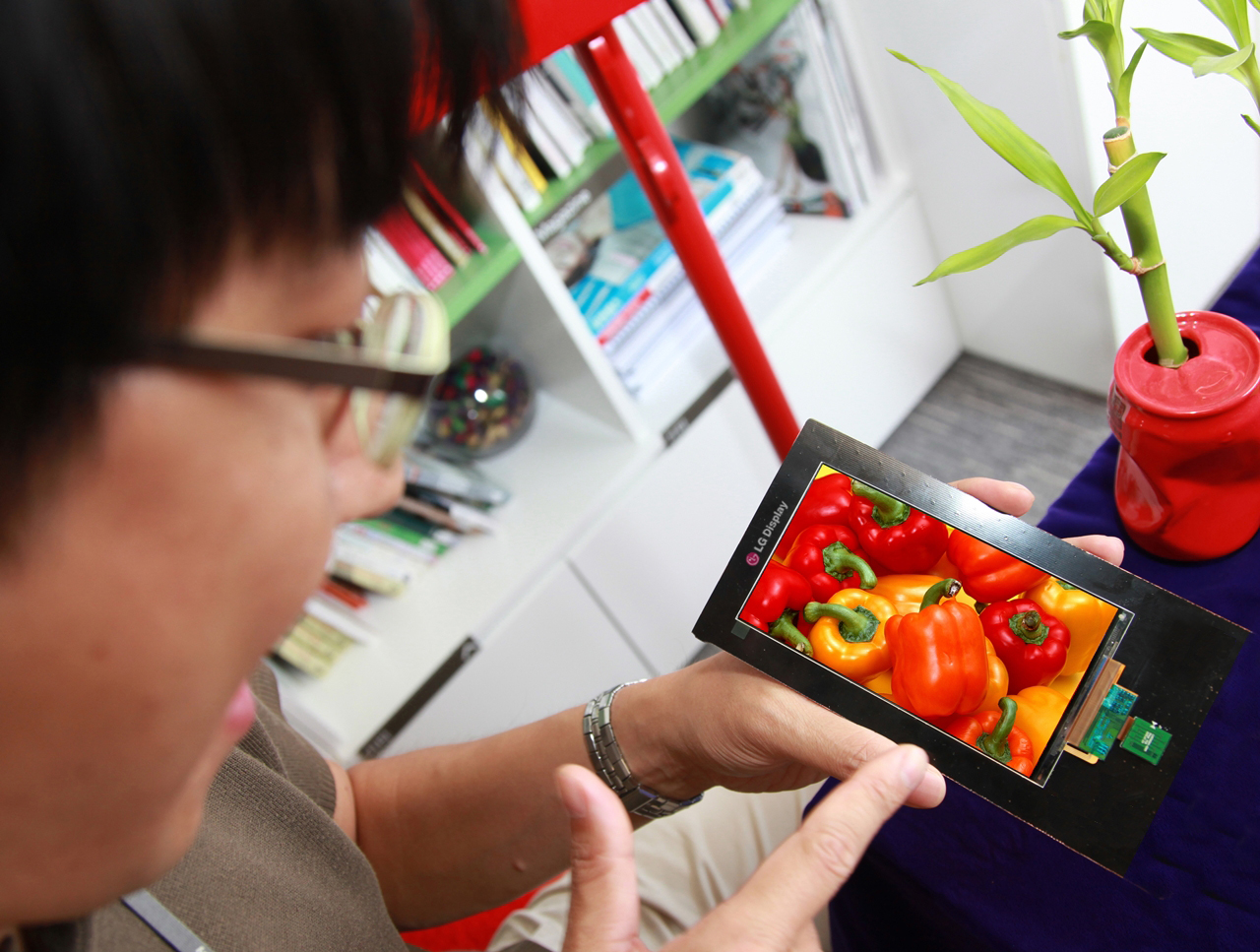 LG Display เปิดตัวหน้าจอ Quad HD ละเอียดได้สูงสุด 538 พิกเซลต่อตารางนิ้ว