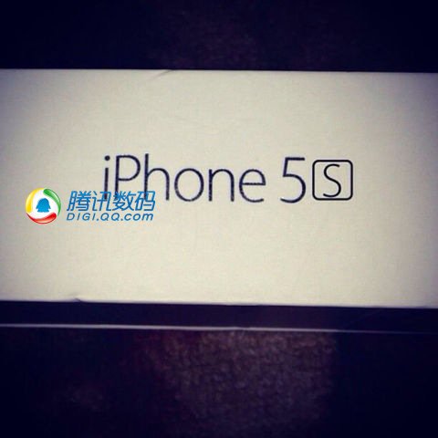 เผยรูป iPhone 5S ตัวเครื่องทองขึ้นกล้อง และกล่องยืนยันความจุ 128GB