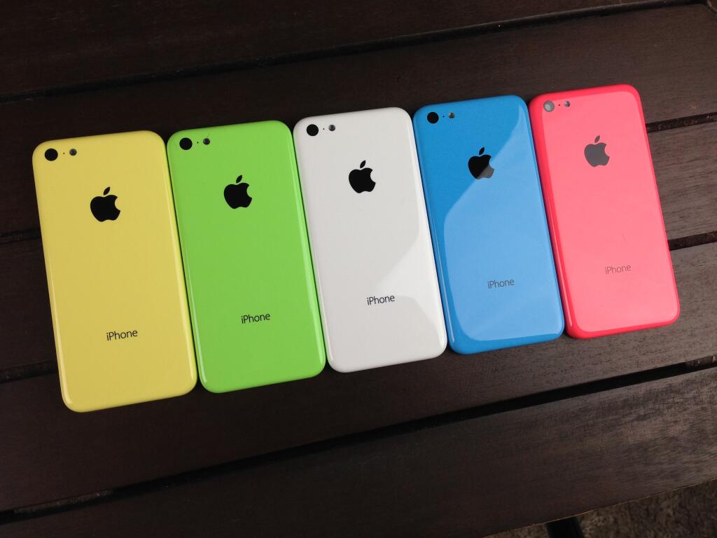 มาแล้วบอดี้ iPhone 5C ทั้งห้าสี