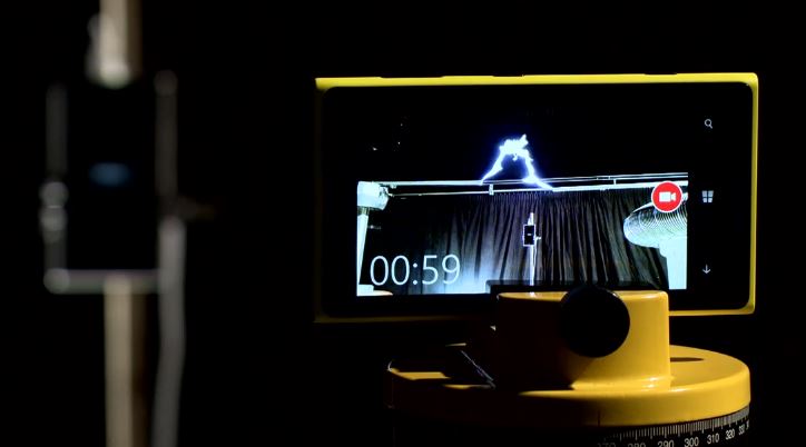 นี่สิ Lighting ของจริง… Nokia สาธิตทดสอบการชาร์ตแบตด้วยสายฟ้า