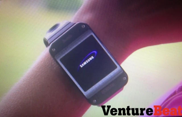 ลือเข้าไป Galaxy Gear ที่เห็นเป็นแค่ตัวต้นแบบ ของจริงแบตอยู่ได้เป็นวันและดูดีกว่านี้