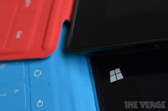 ข่าวลือเผย Surface Mini มีจริง แต่รออัพเดท Windows 8 ให้พร้อมก่อนเปิดตัวปีหน้า