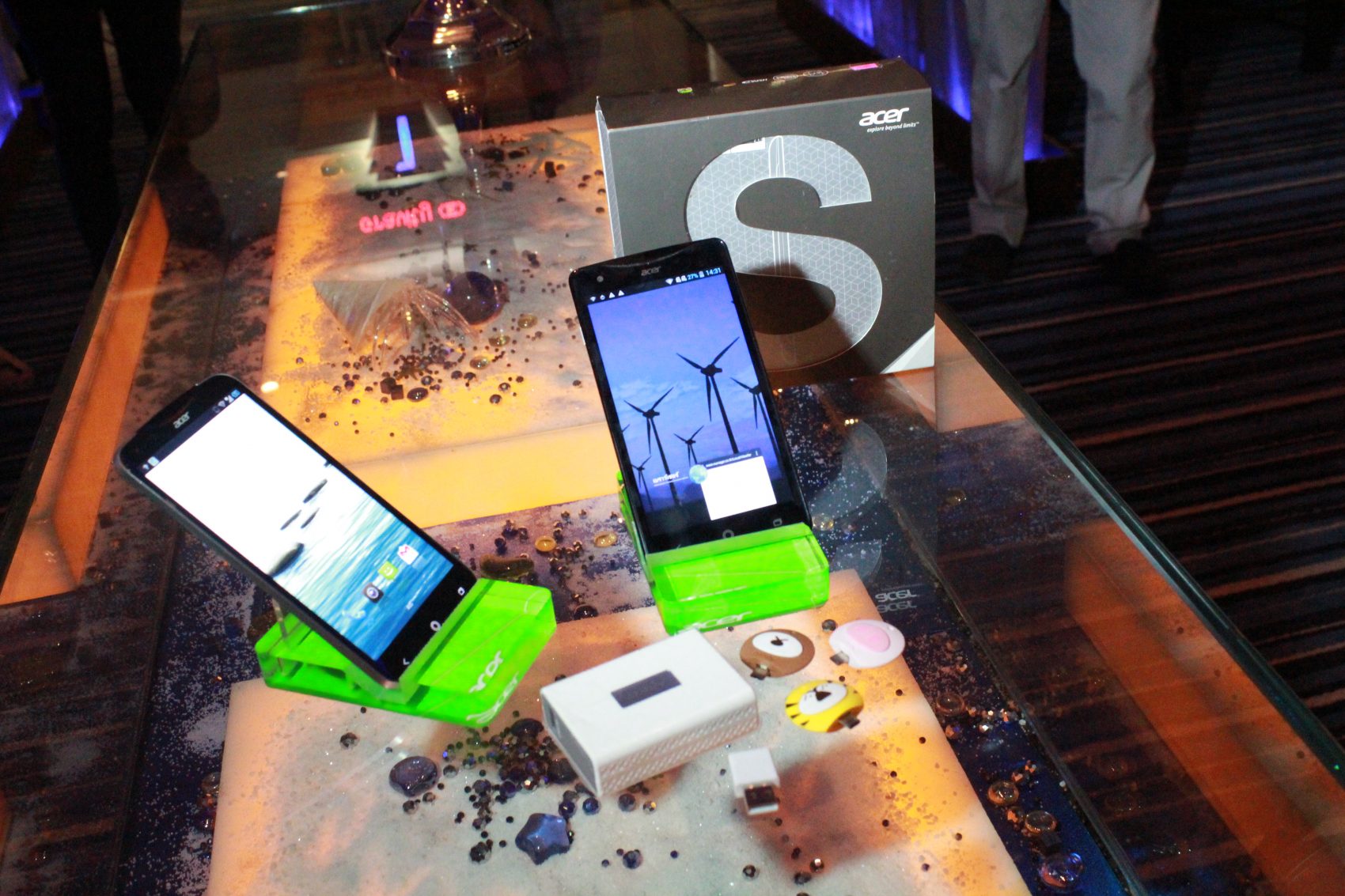 Acer เปิดตัว Acer Liquid S1 แฟบเล็ตควอดคอร์ จอ 5.7 นิ้ว