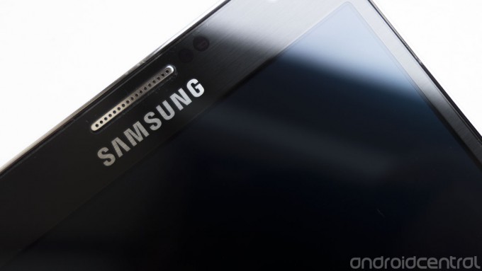 Samsung ซื้อหุ้นผู้ผลิต Gorilla Glass 7.4% ทำสัญญาสิบปี