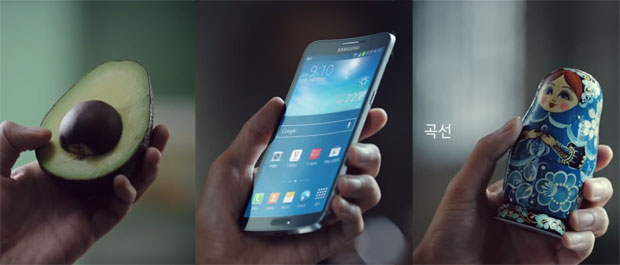 Samsung ออกโฆษณา TV เปรียบเทียบ Galaxy Round กับ…