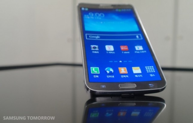 Samsung Galaxy Round เป็นแค่ตัวลองตลาด ของดีจริงอยู่หลังจากนี้?
