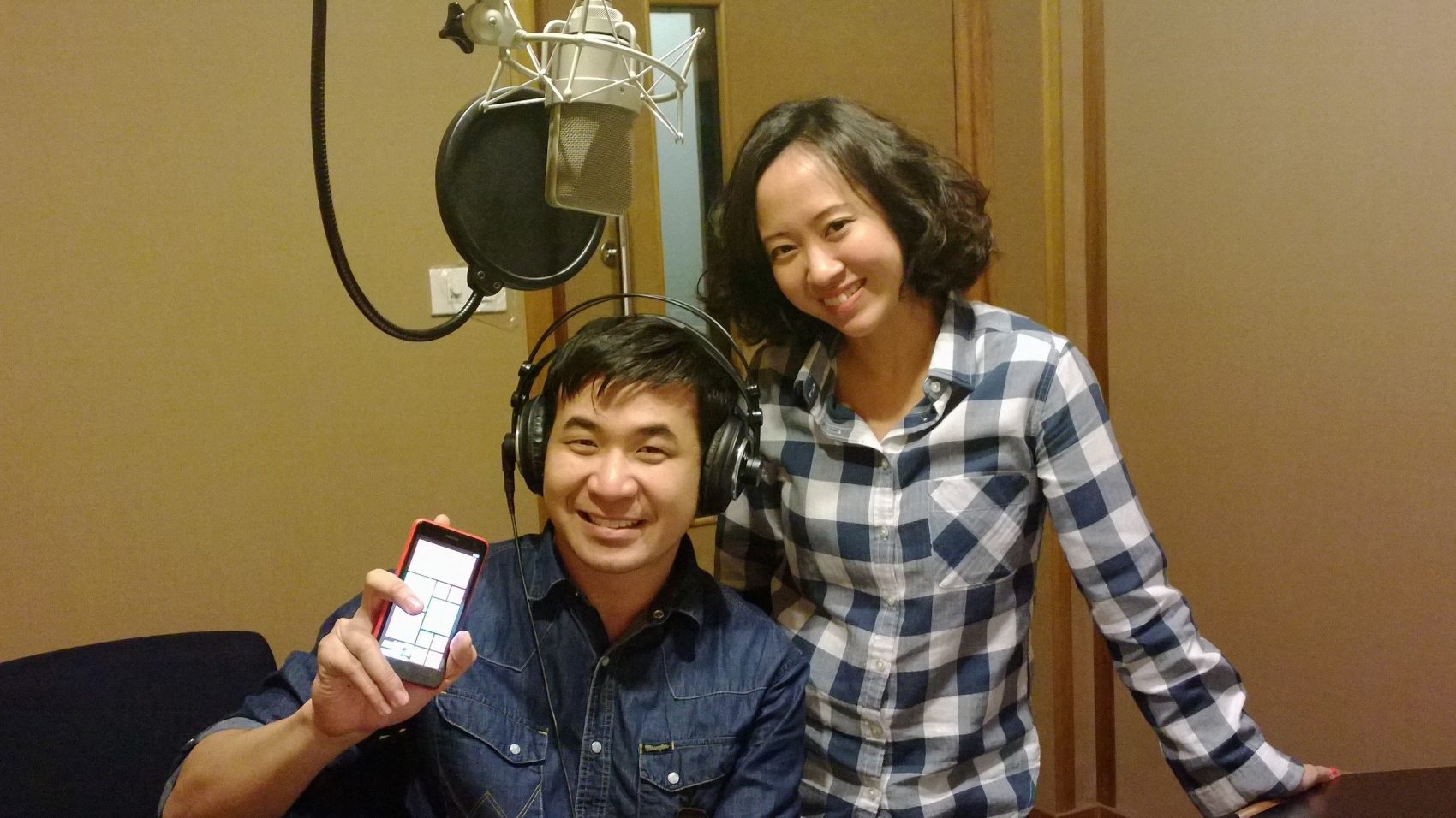 โนเกียเปิดตัว Nokia MixRadio กับฟังก์ชั่น PlayMe ให้ฟังเพลงออนไลน์ฟรีบน Nokia Lumia