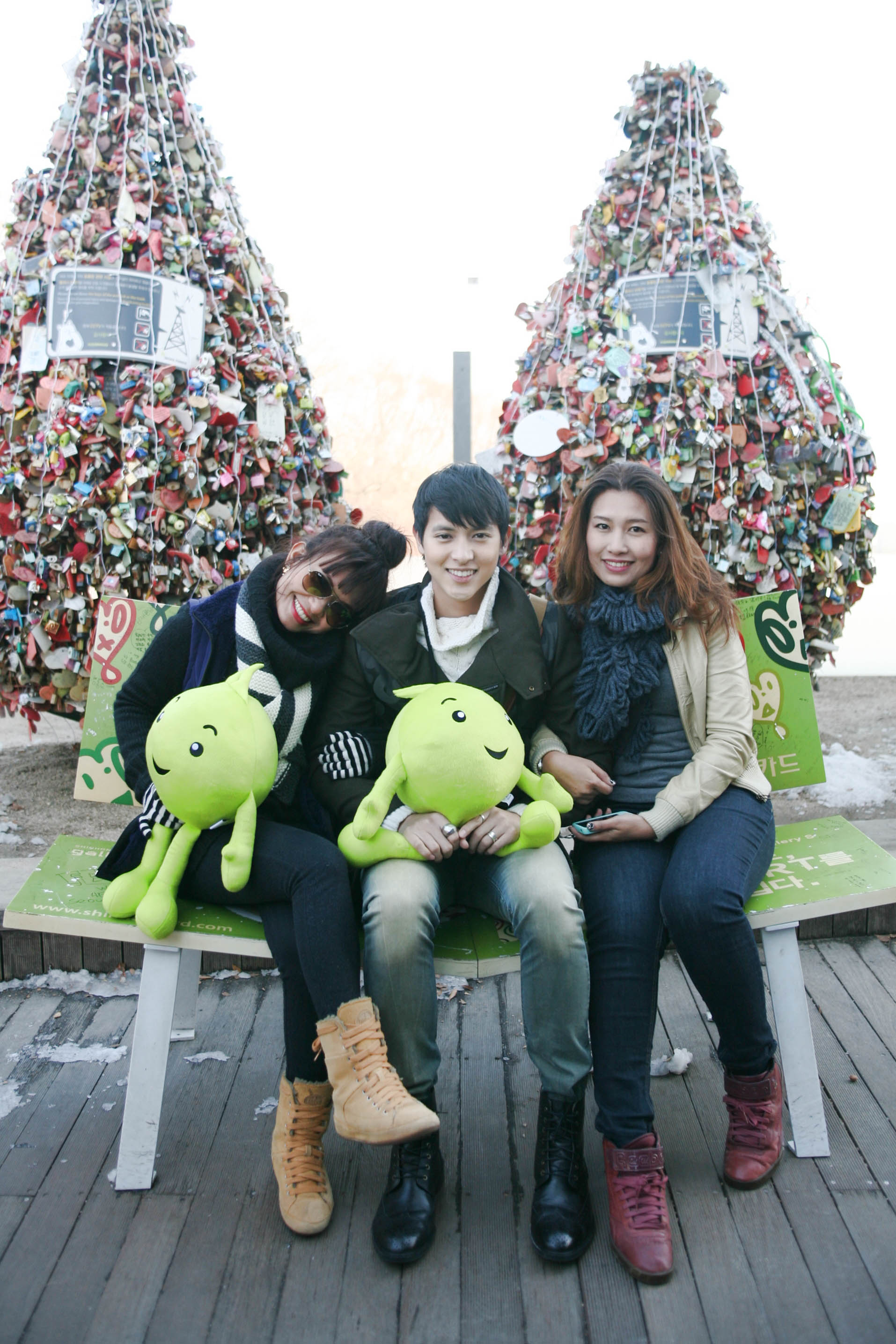 สาวกเอไอเอส 3G บินลัดฟ้า เที่ยวแดนกิมจิ ฟินเฟ่อร์กับ “เจมส์ จิ” แบบเอ็กซ์คลูซีฟสุดๆ