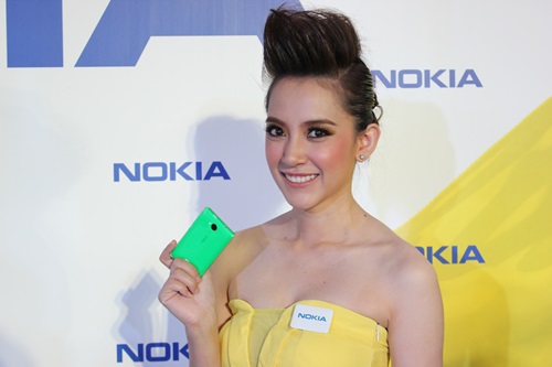 Nokia เปิดตัว Asha 500 และ 503 สมาร์ทโฟนรุ่นเล็กราคาย่อมเยาว์ความสามารถสูง