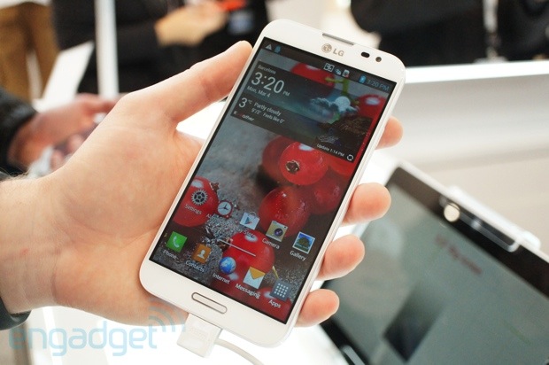 เปิดหน้าชน… LG เตรียมส่ง G Pro 2 ออกประชันโฉมเดือนหน้า