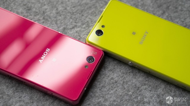 เราเสียใจ Sony ออกมายืนยัน Z1 Compact ใช้ฝาหลังพลาสติกนะจ๊ะ!!