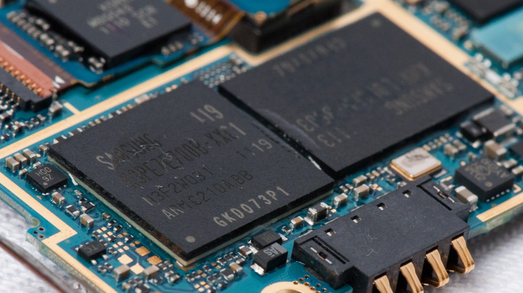 ไม่เปิดตัวอย่าตกใจ Samsung ยังทำชิป 64bit แน่นอน แค่ยังไม่เสร็จ